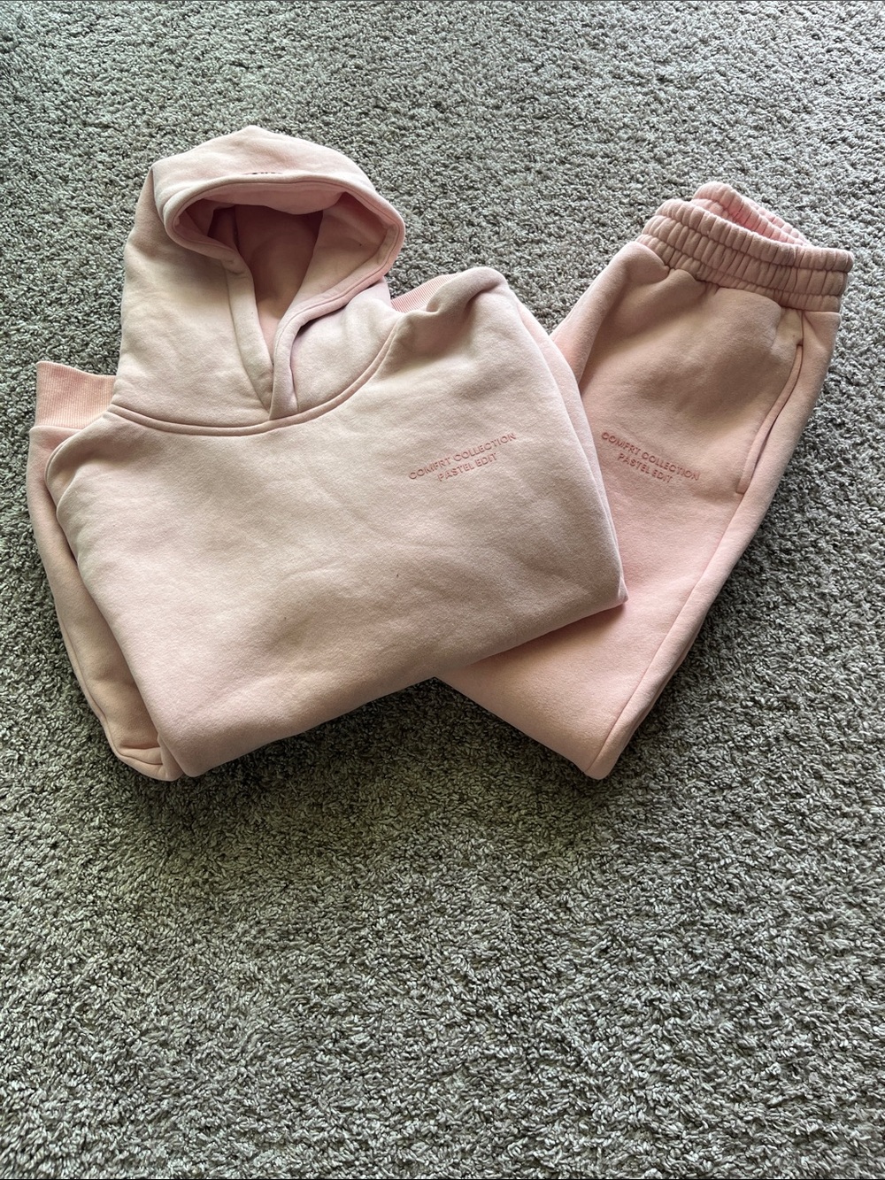 Comfrt Collection Pastel Edit Sweat Set